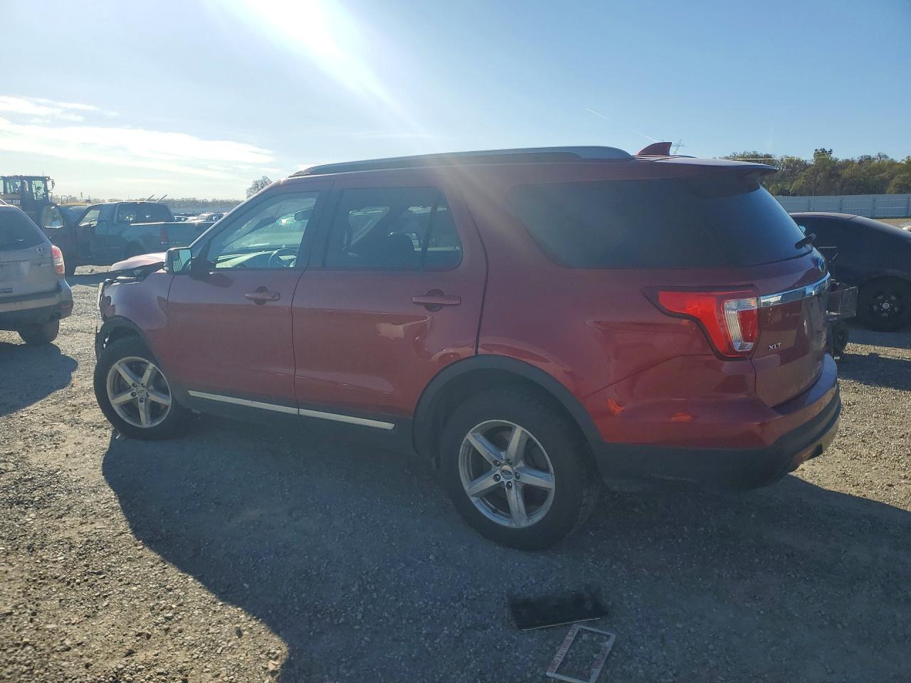 2017 FORD EXPLORER photo 4
