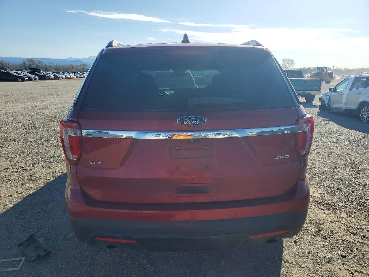 2017 FORD EXPLORER photo 16