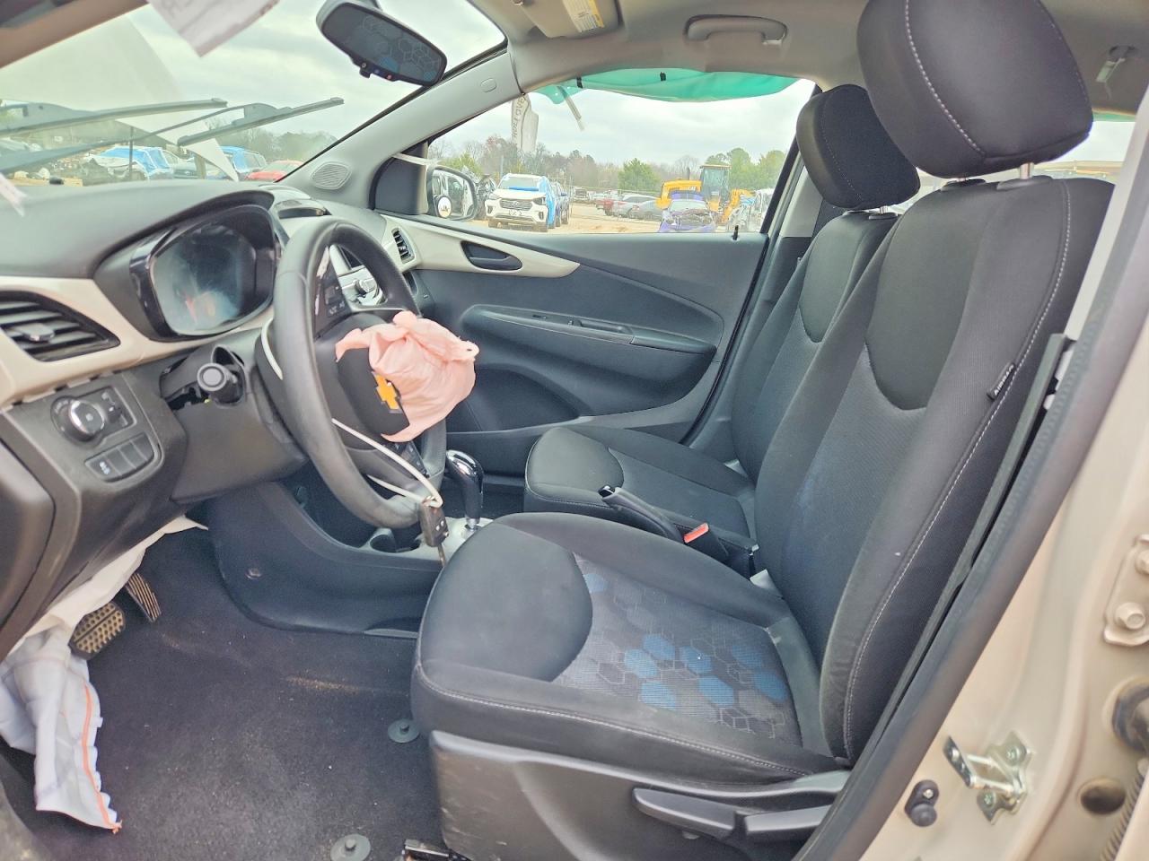 2017 CHEVROLET SPARK 1LT photo 7