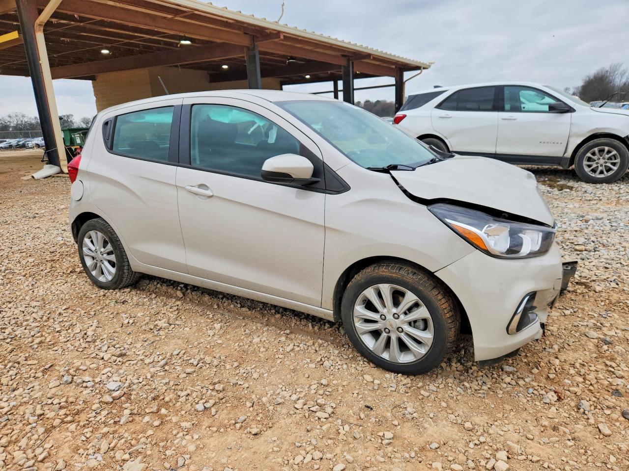 2017 CHEVROLET SPARK 1LT photo 4