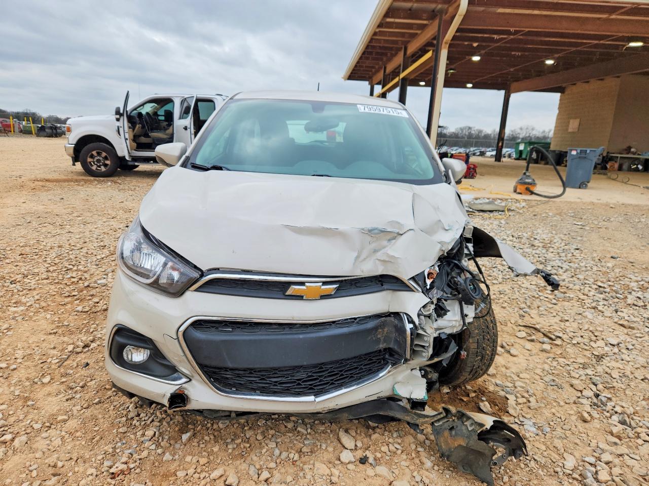 2017 CHEVROLET SPARK 1LT photo 5