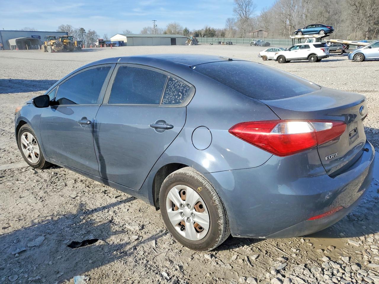 2015 KIA FORTE LX photo 2