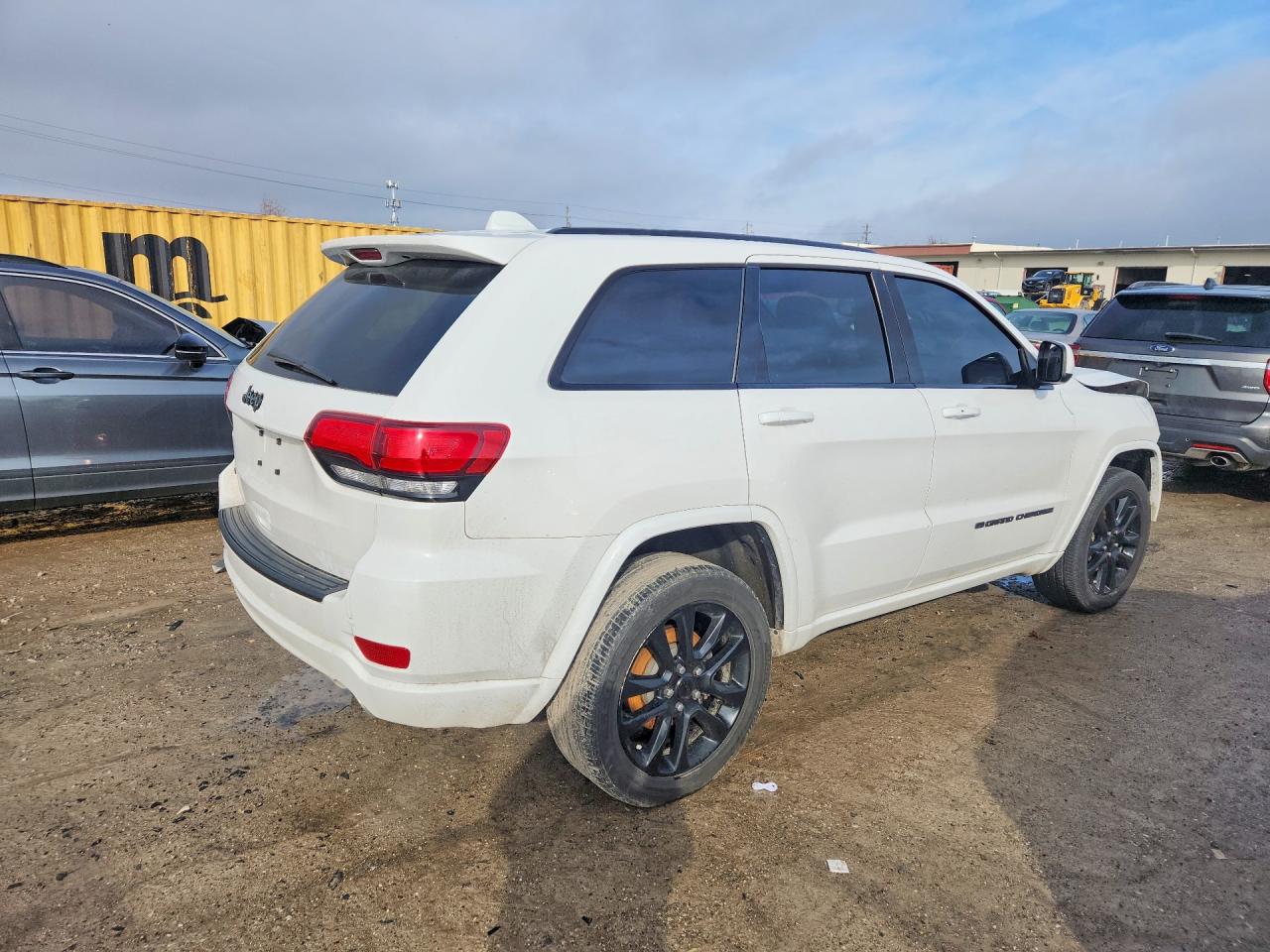 2022 JEEP GRAND CHEROKEE LAREDO E photo 5