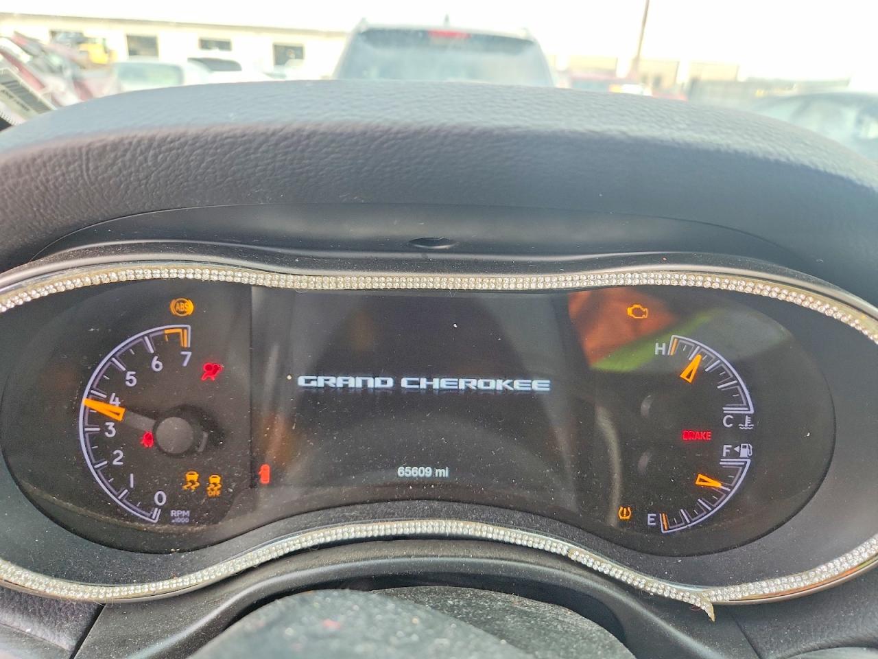 2022 JEEP GRAND CHEROKEE LAREDO E photo 17