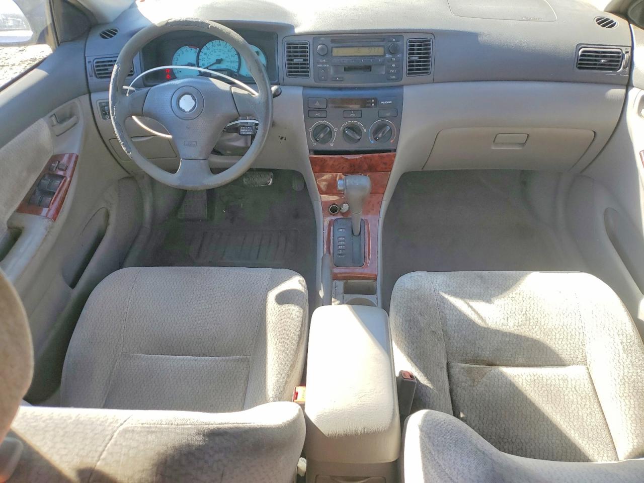 2003 TOYOTA COROLLA LE photo 8