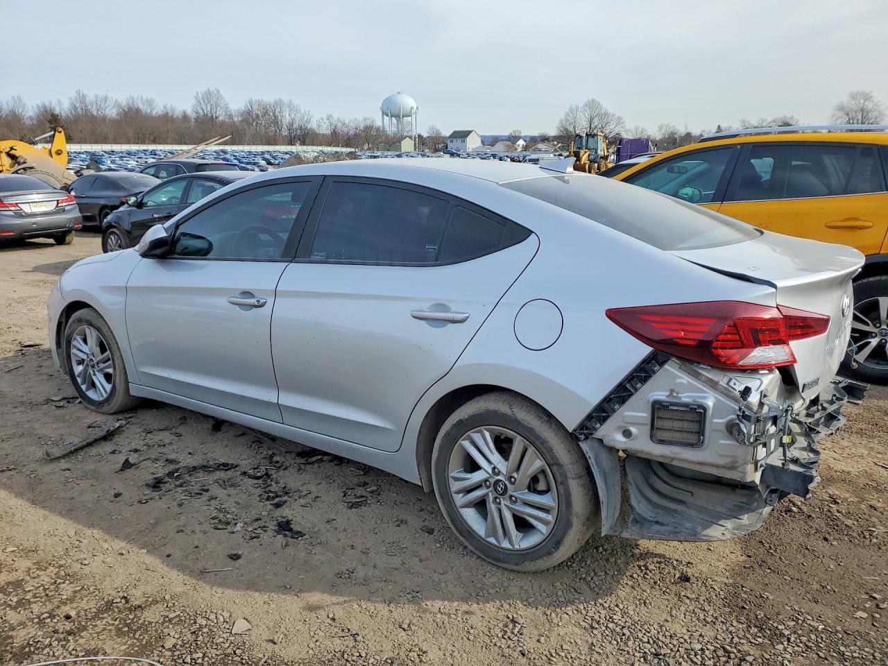2019 HYUNDAI ELANTRA SEL photo 2