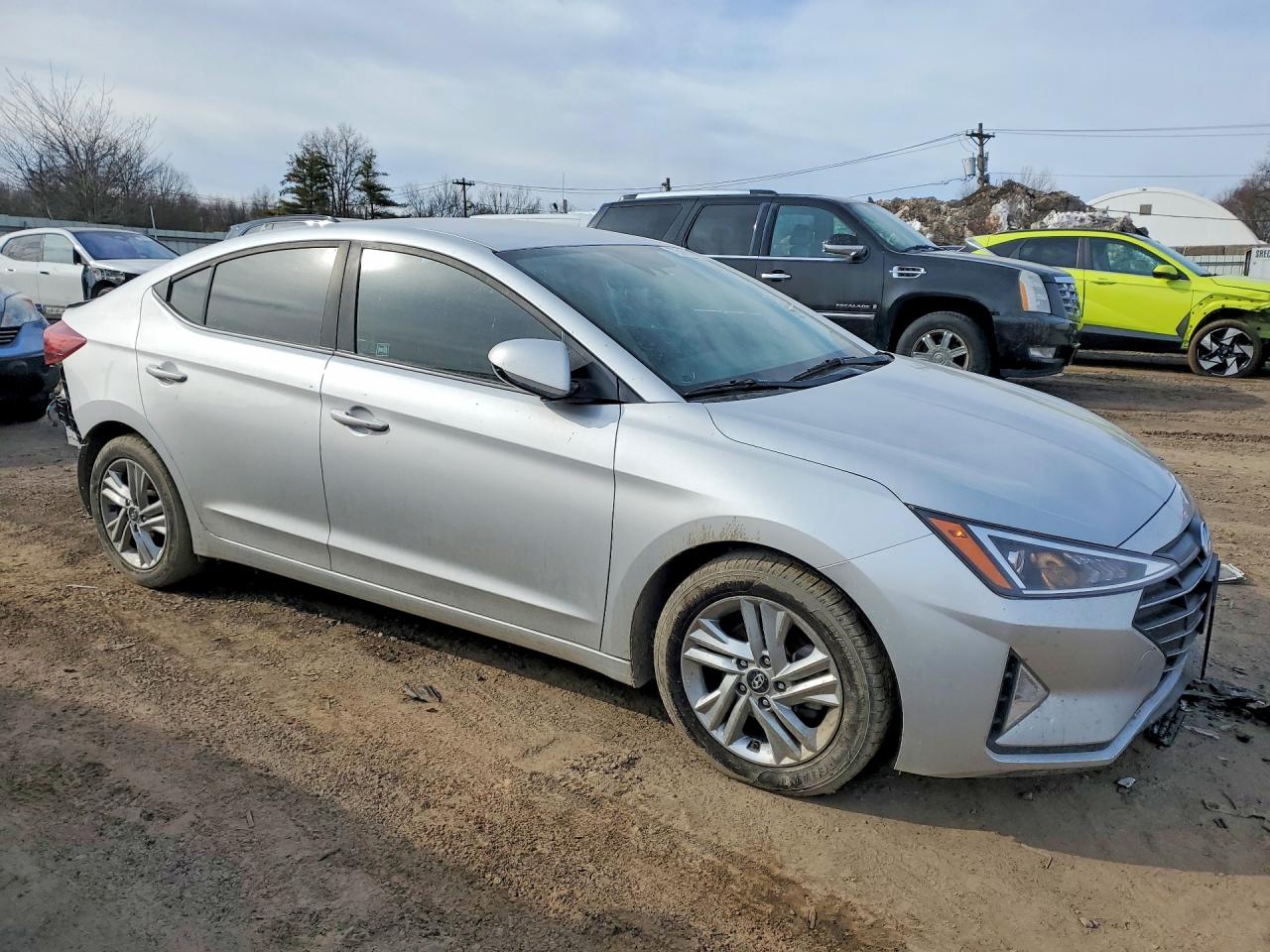 2019 HYUNDAI ELANTRA SEL photo 4