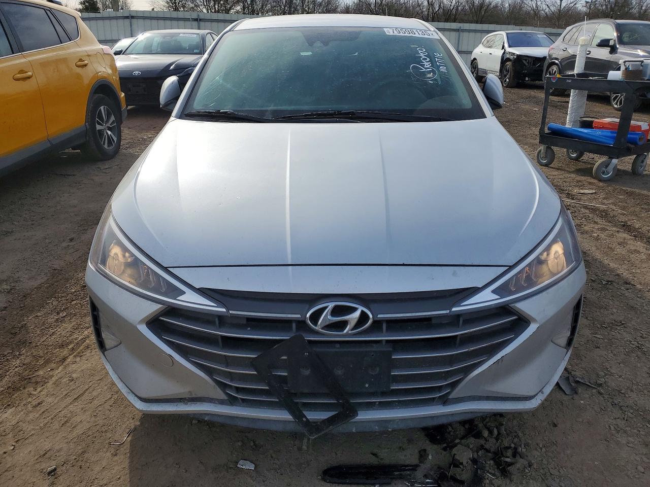 2019 HYUNDAI ELANTRA SEL photo 5