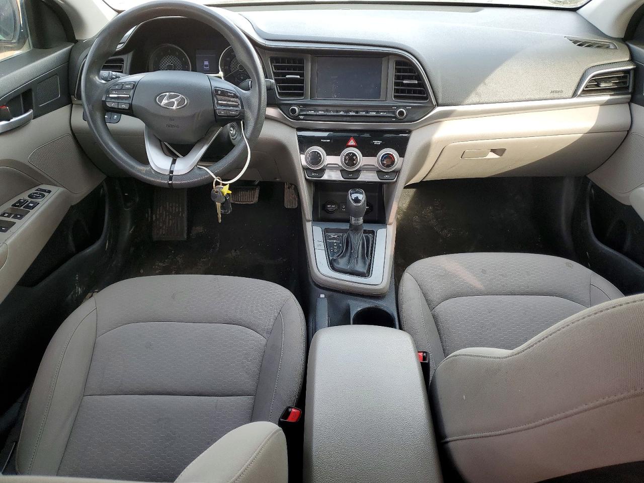 2019 HYUNDAI ELANTRA SEL photo 8