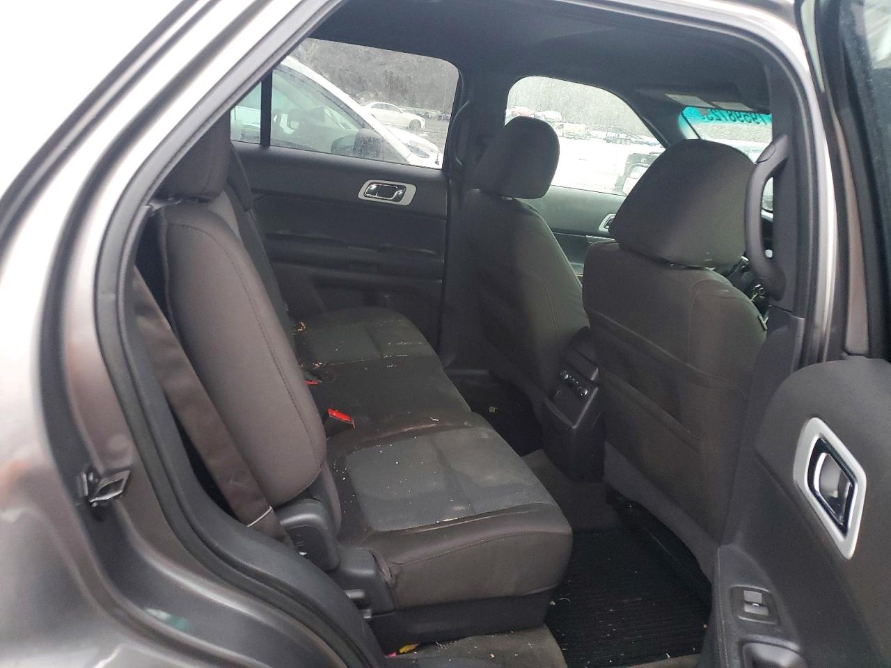 2011 FORD EXPLORER XLT photo 11