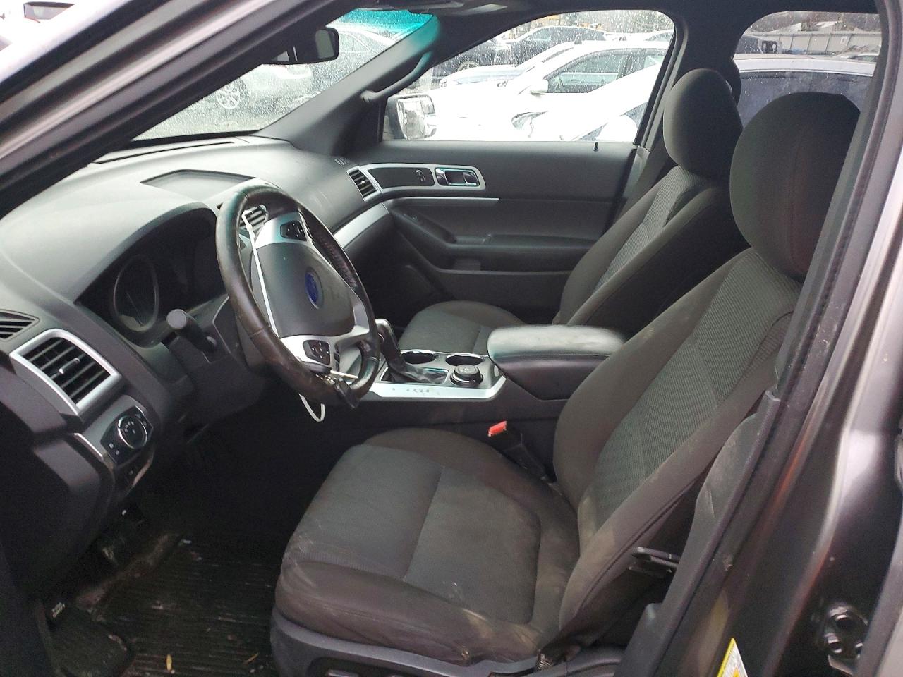 2011 FORD EXPLORER XLT photo 7