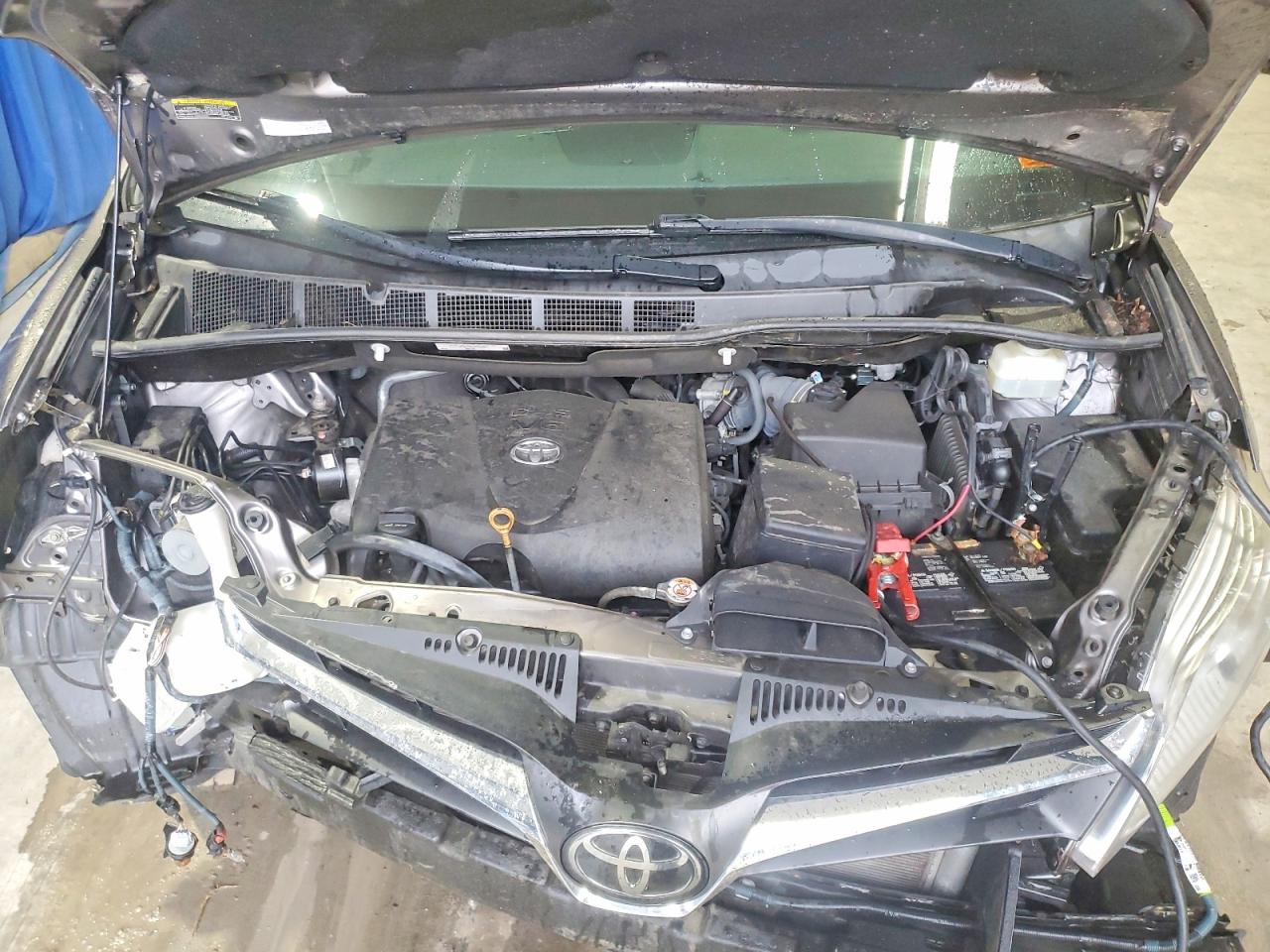 2020 TOYOTA SIENNA LE 7-PASSENGER photo 12