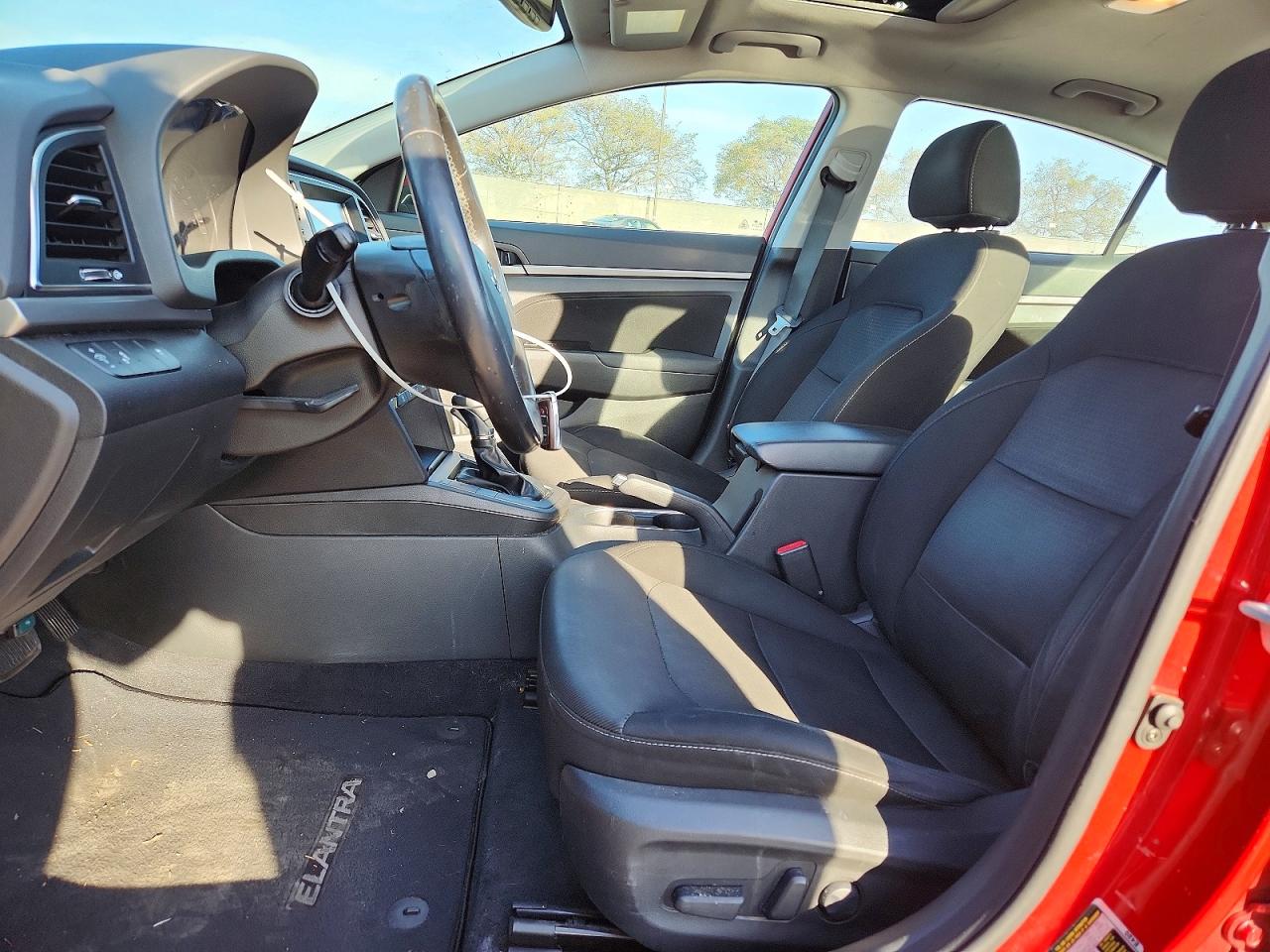 2017 HYUNDAI ELANTRA VALUE EDITION photo 7
