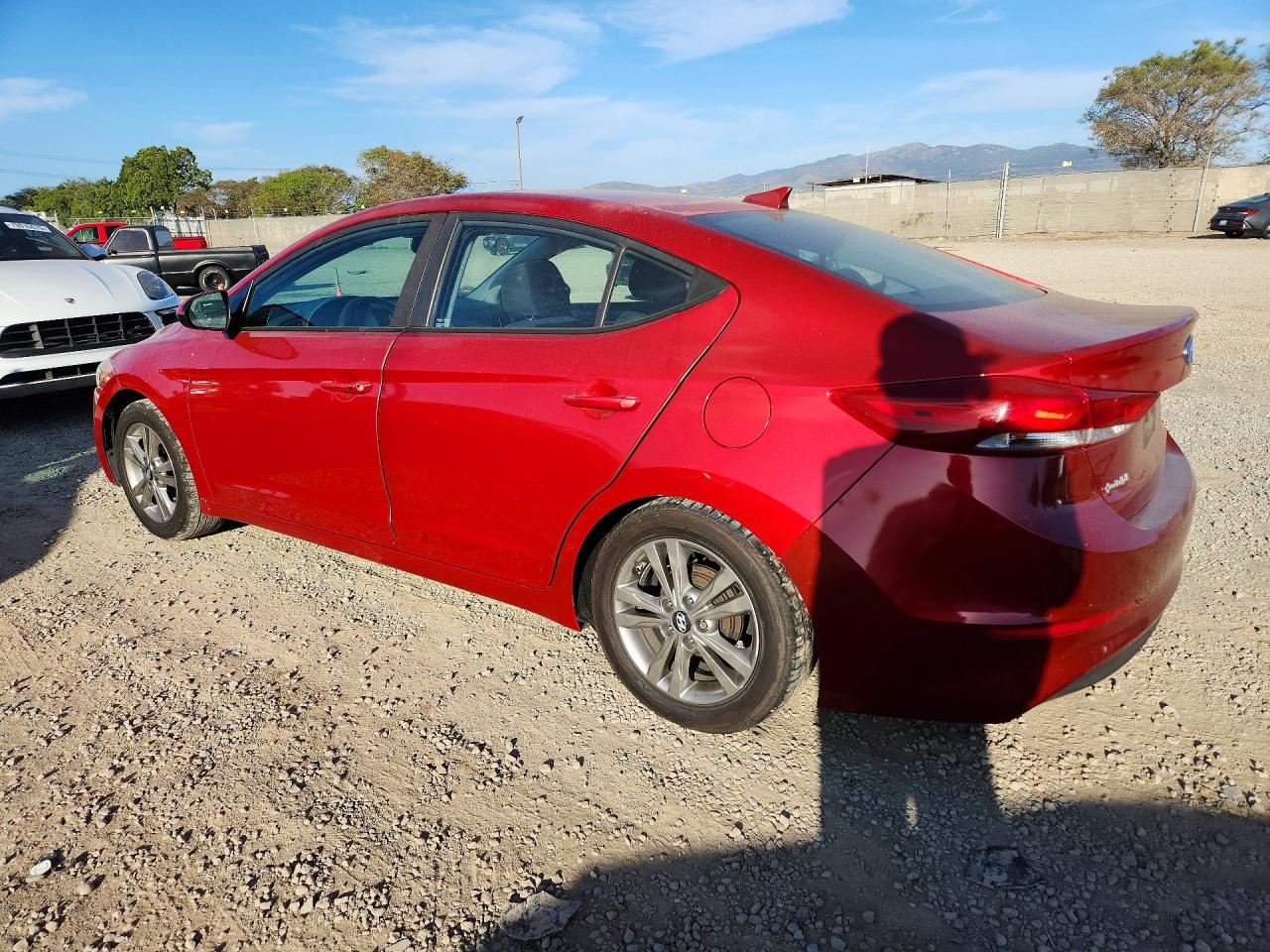 2017 HYUNDAI ELANTRA VALUE EDITION photo 2