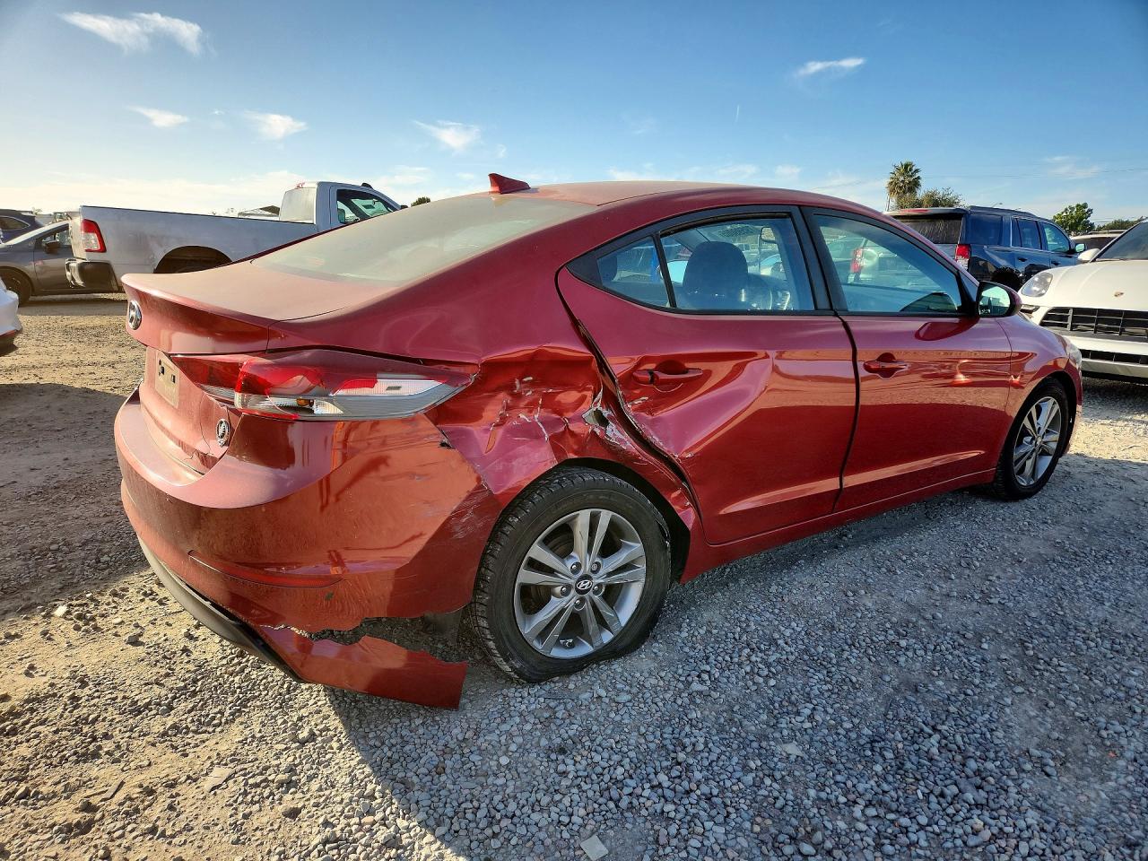 2017 HYUNDAI ELANTRA VALUE EDITION photo 3