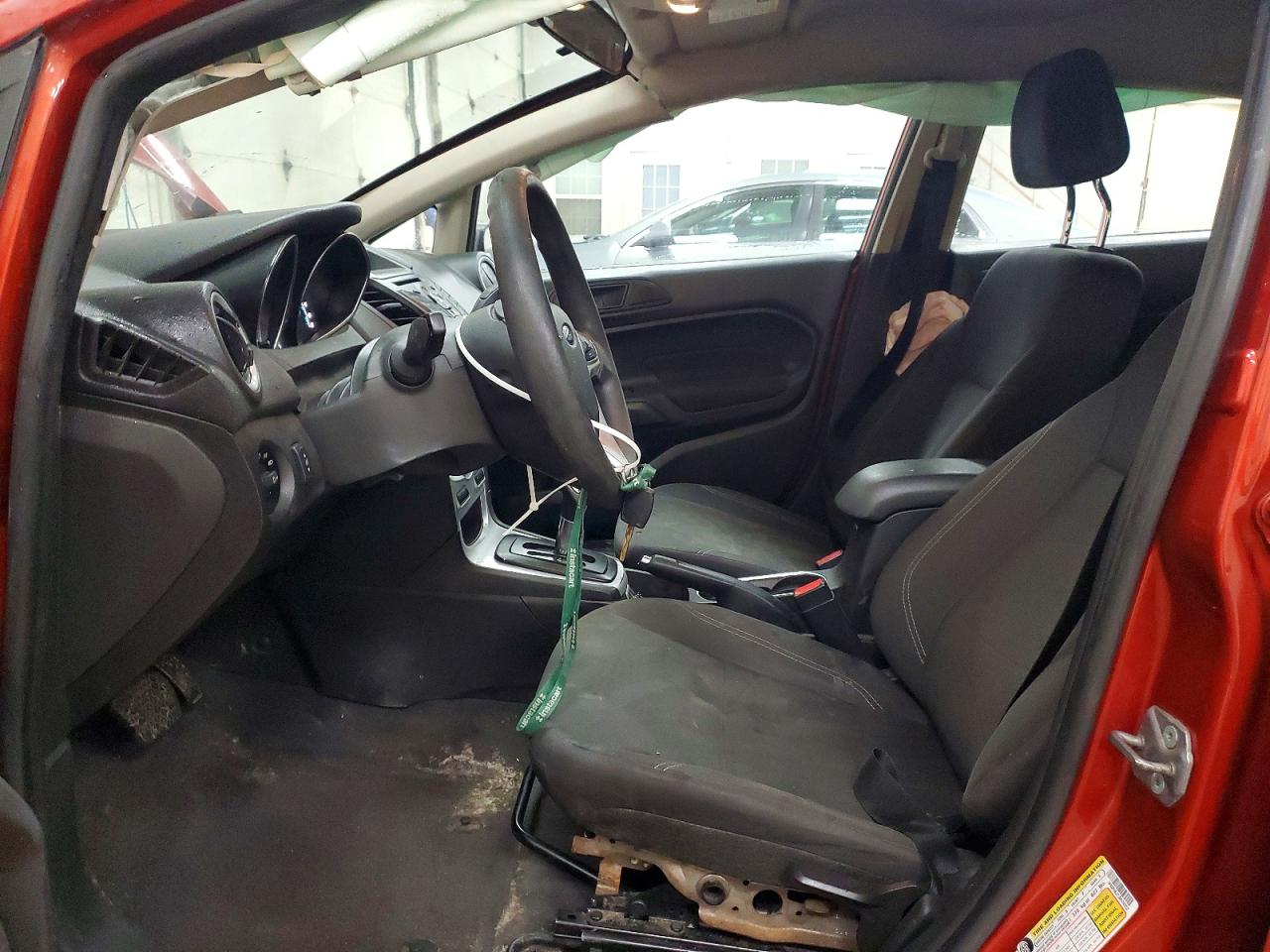2018 FORD FIESTA SE photo 7