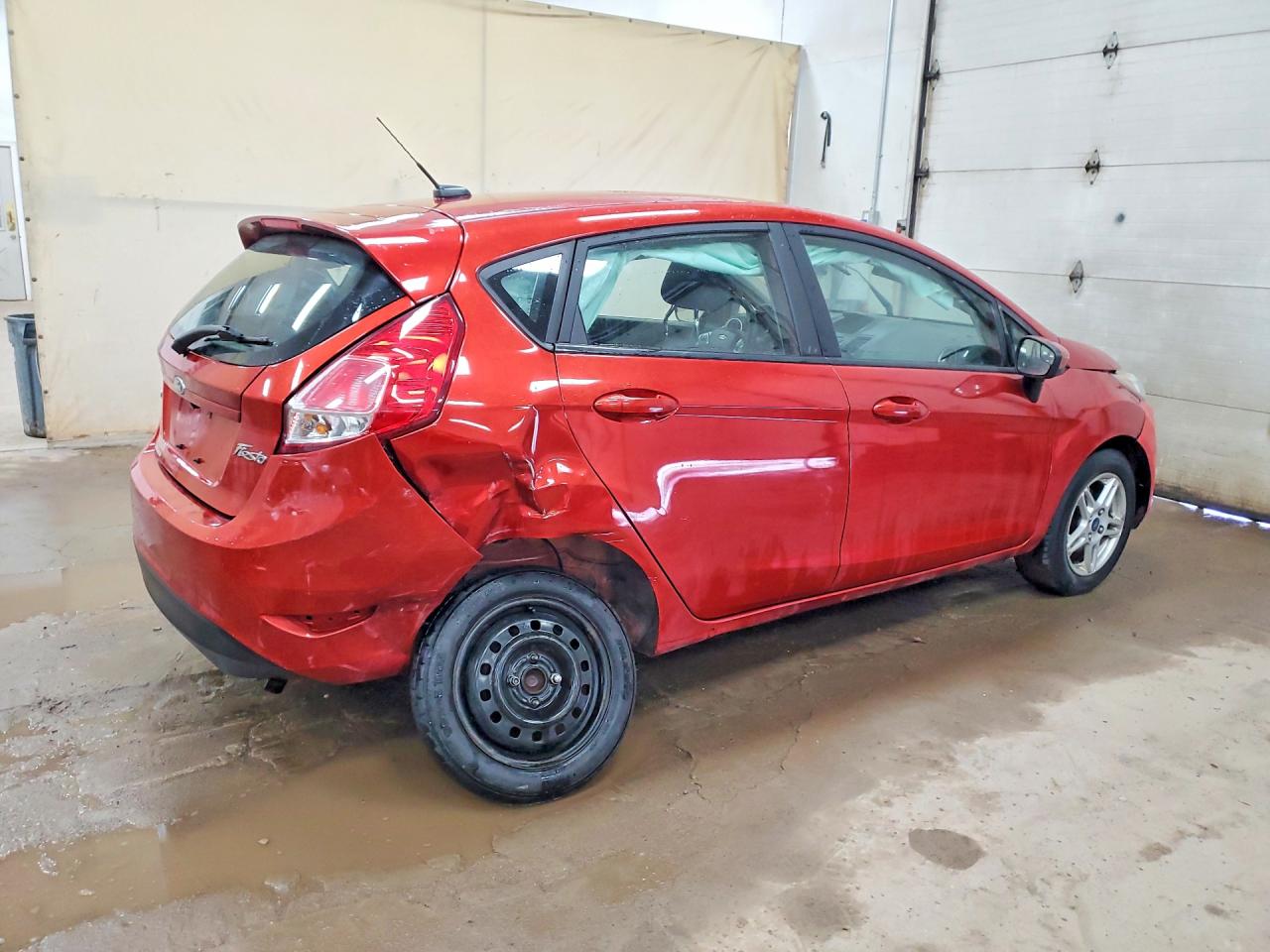 2018 FORD FIESTA SE photo 3