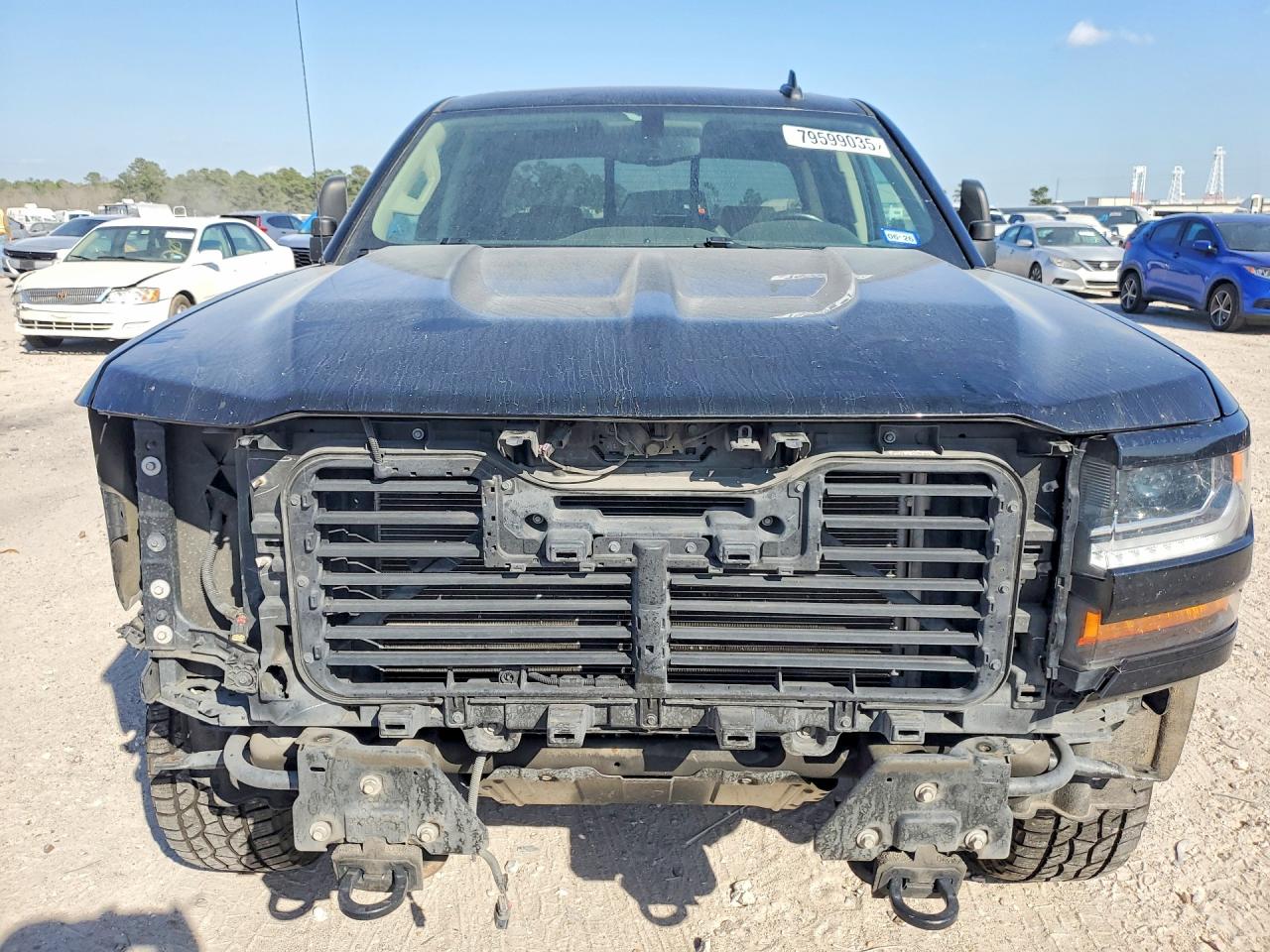 2018 CHEVROLET SILVERADO K1500 LT photo 5