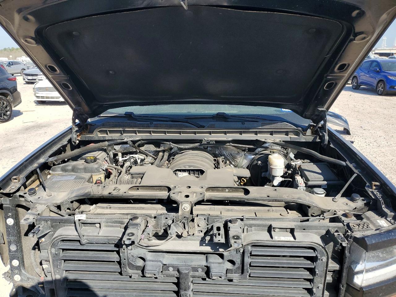2018 CHEVROLET SILVERADO K1500 LT photo 12