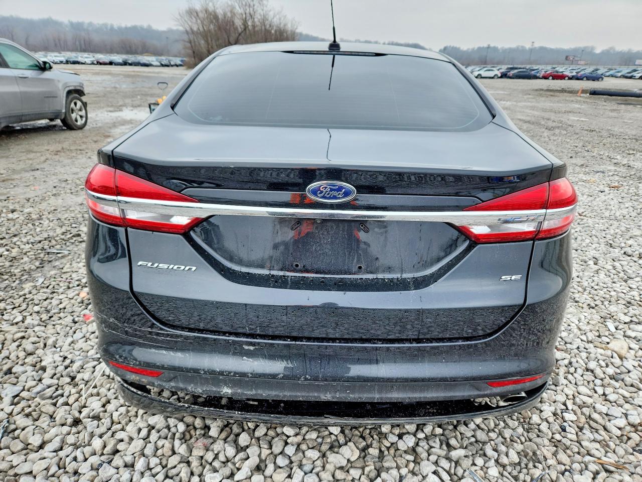 2017 FORD FUSION SE photo 11