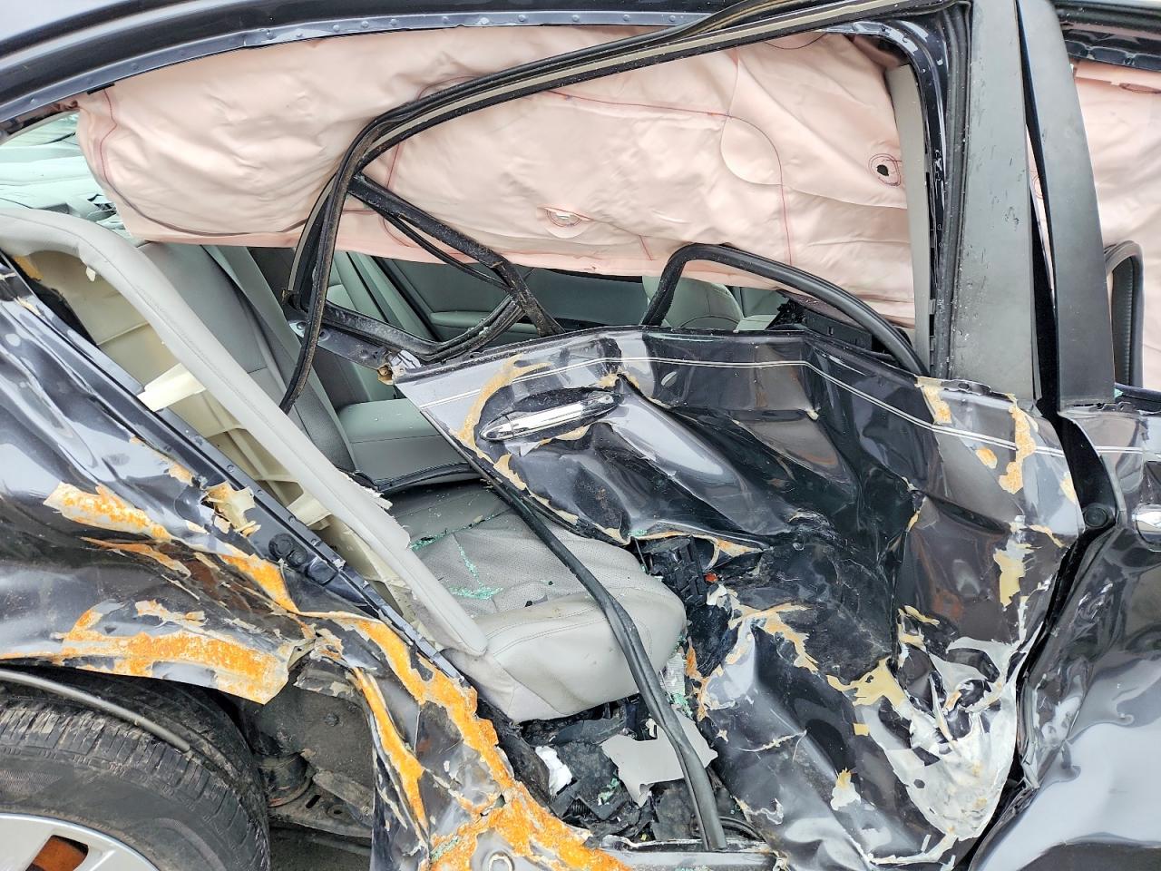 2013 HONDA ACCORD EXL photo 28