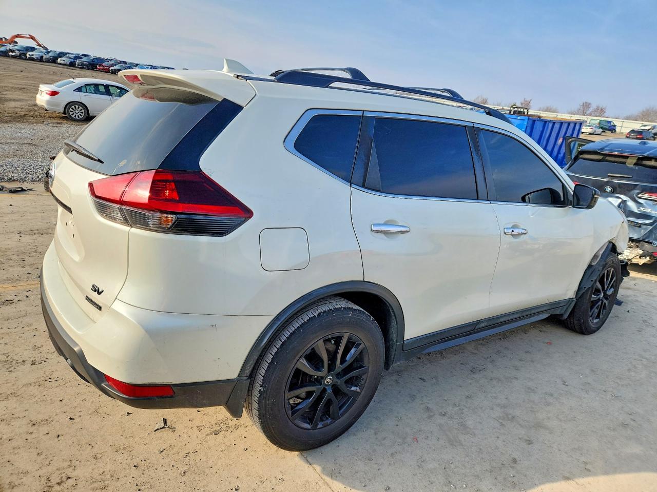 2018 NISSAN ROGUE photo 7