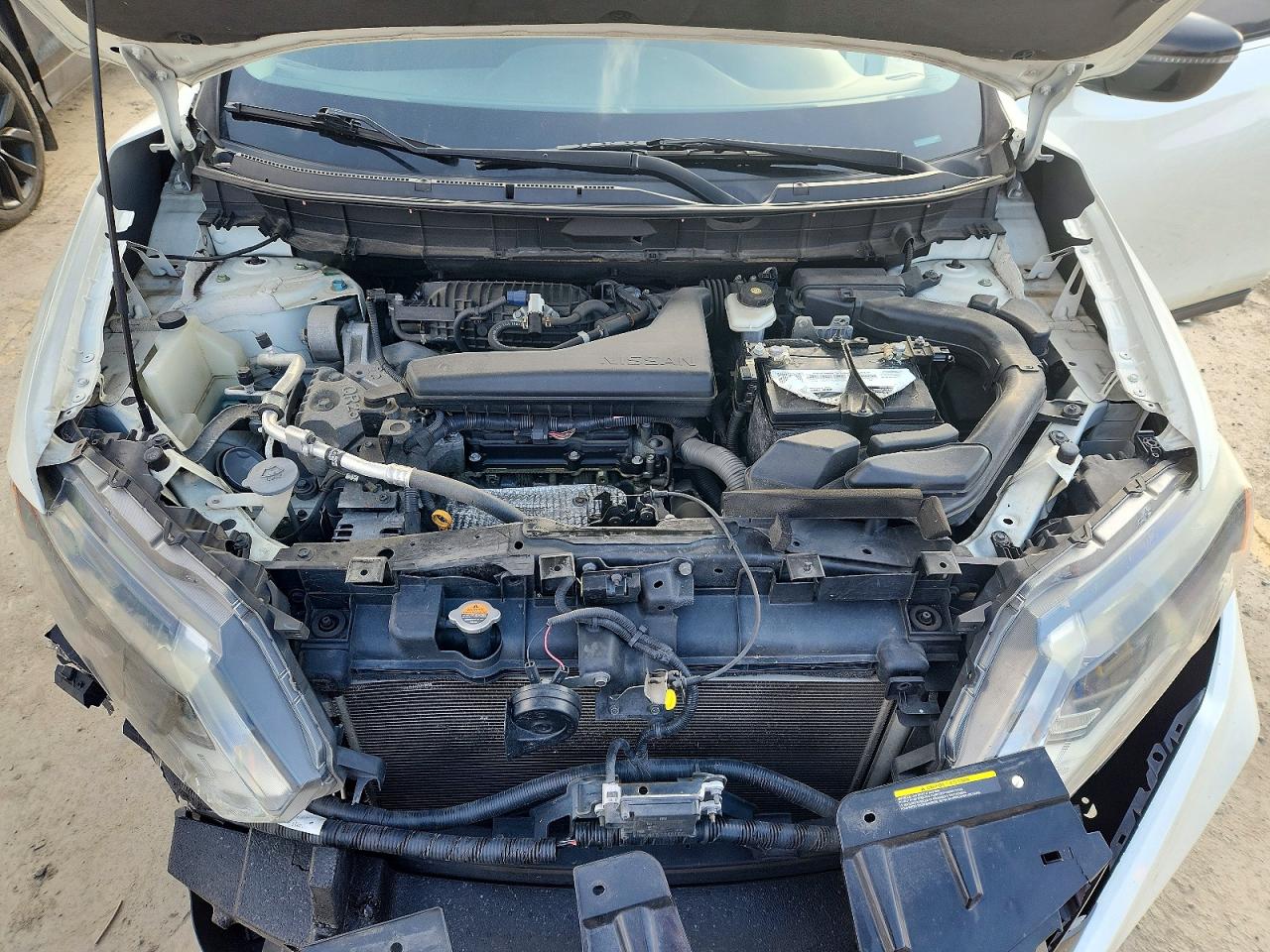 2018 NISSAN ROGUE photo 34