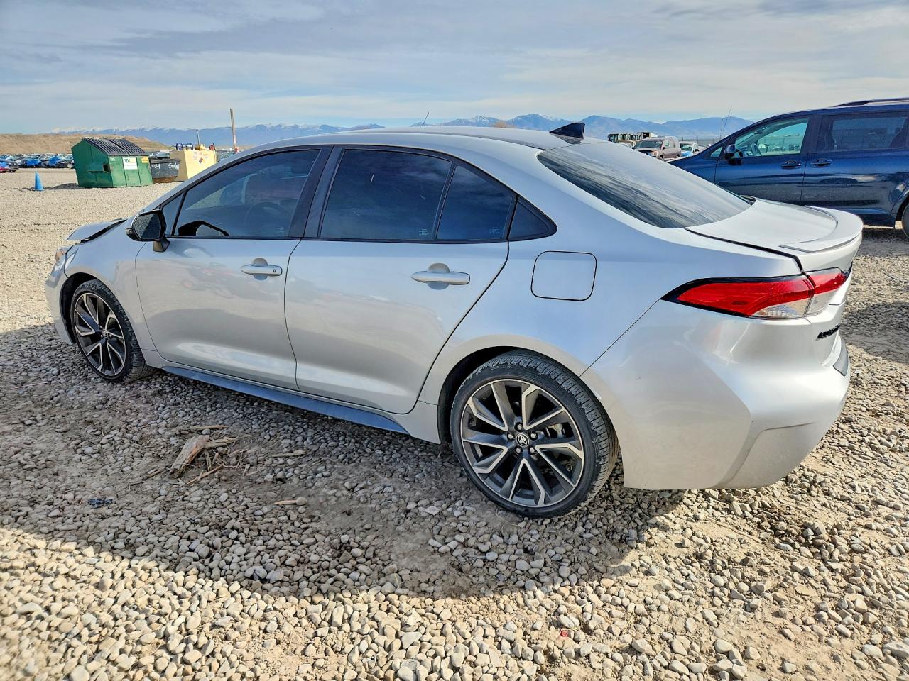 2022 TOYOTA COROLLA SE photo 3