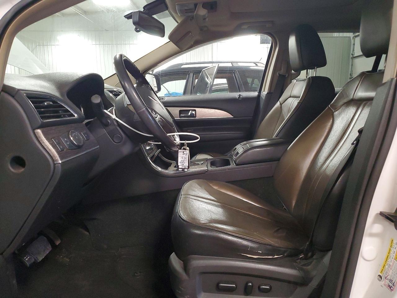 2011 LINCOLN MKX photo 7