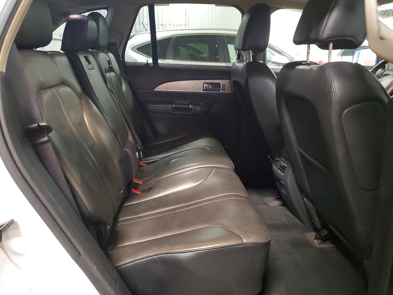 2011 LINCOLN MKX photo 11