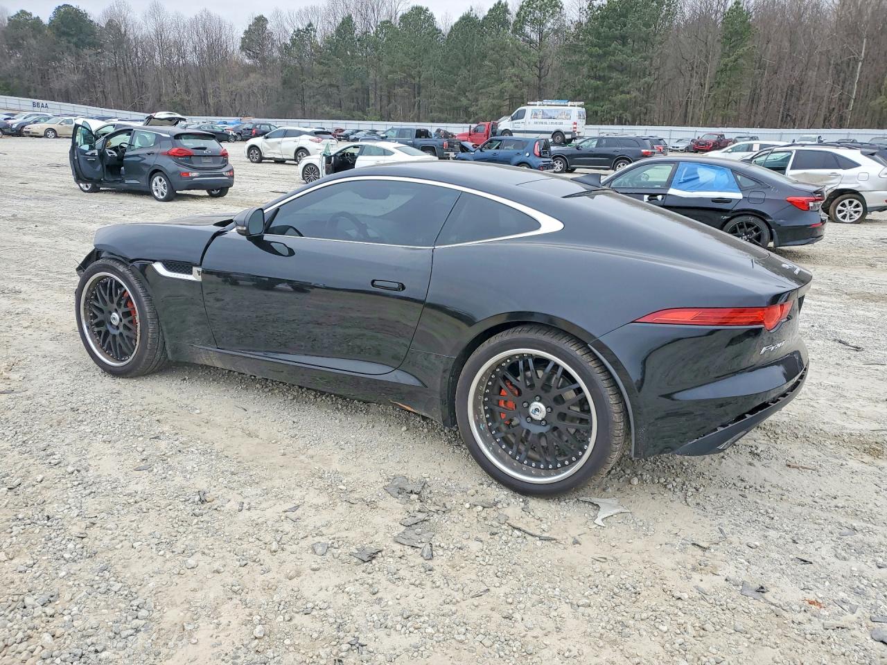2015 JAGUAR F-TYPE photo 2