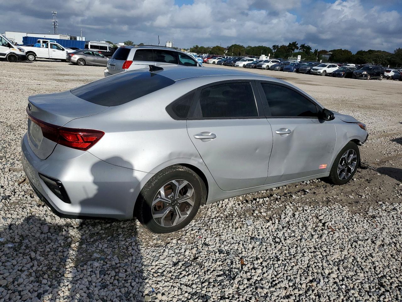 2021 KIA FORTE LXS photo 5