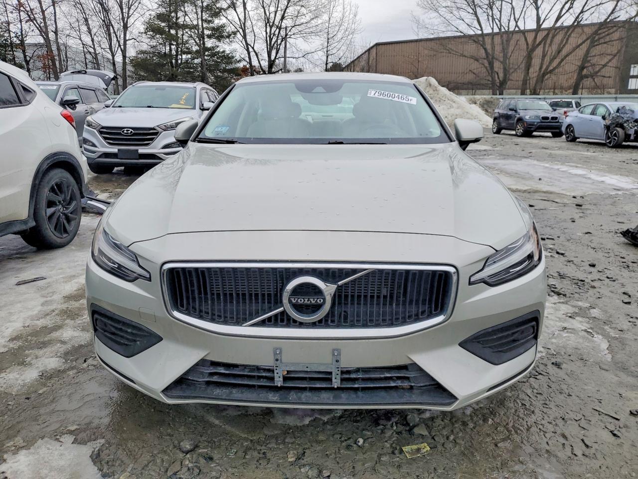 2020 VOLVO S60 T5 MOMENTUM photo 13