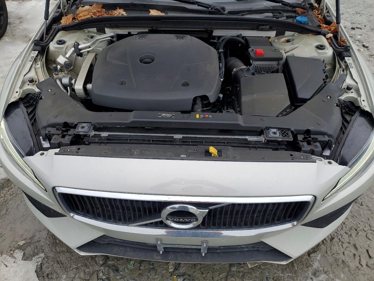 2020 VOLVO S60 T5 MOMENTUM photo 31