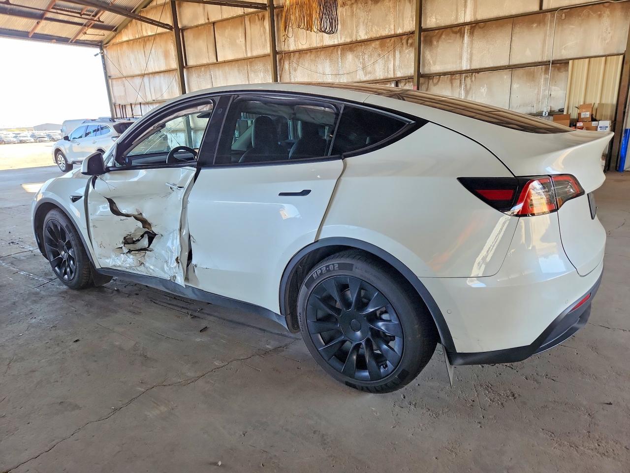 2021 TESLA MODEL Y photo 3