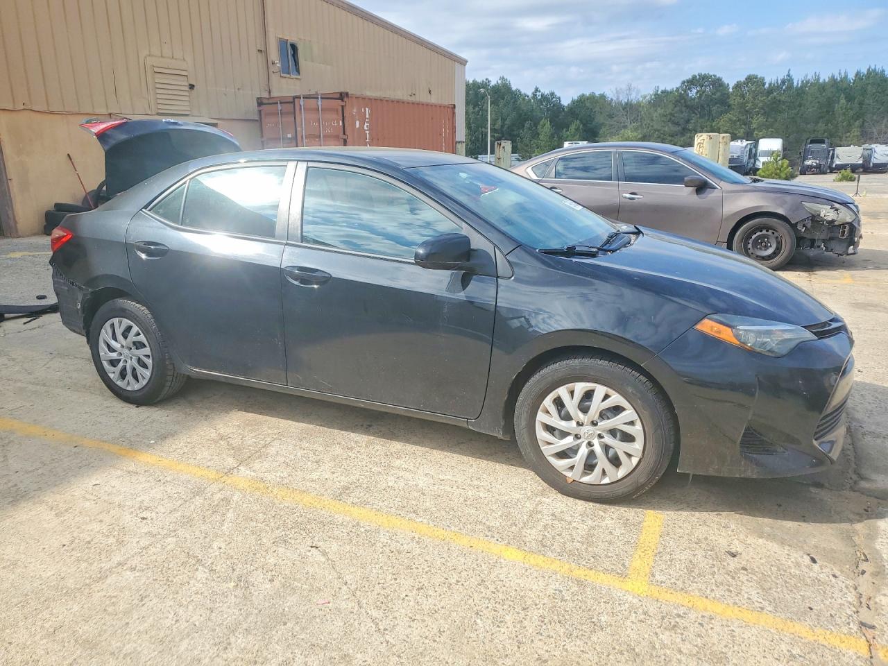 2018 TOYOTA COROLLA photo 7