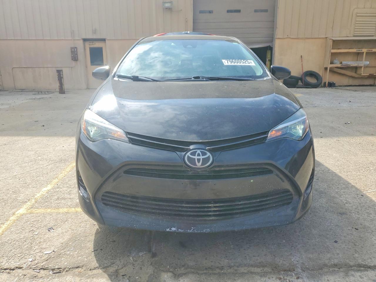 2018 TOYOTA COROLLA photo 9