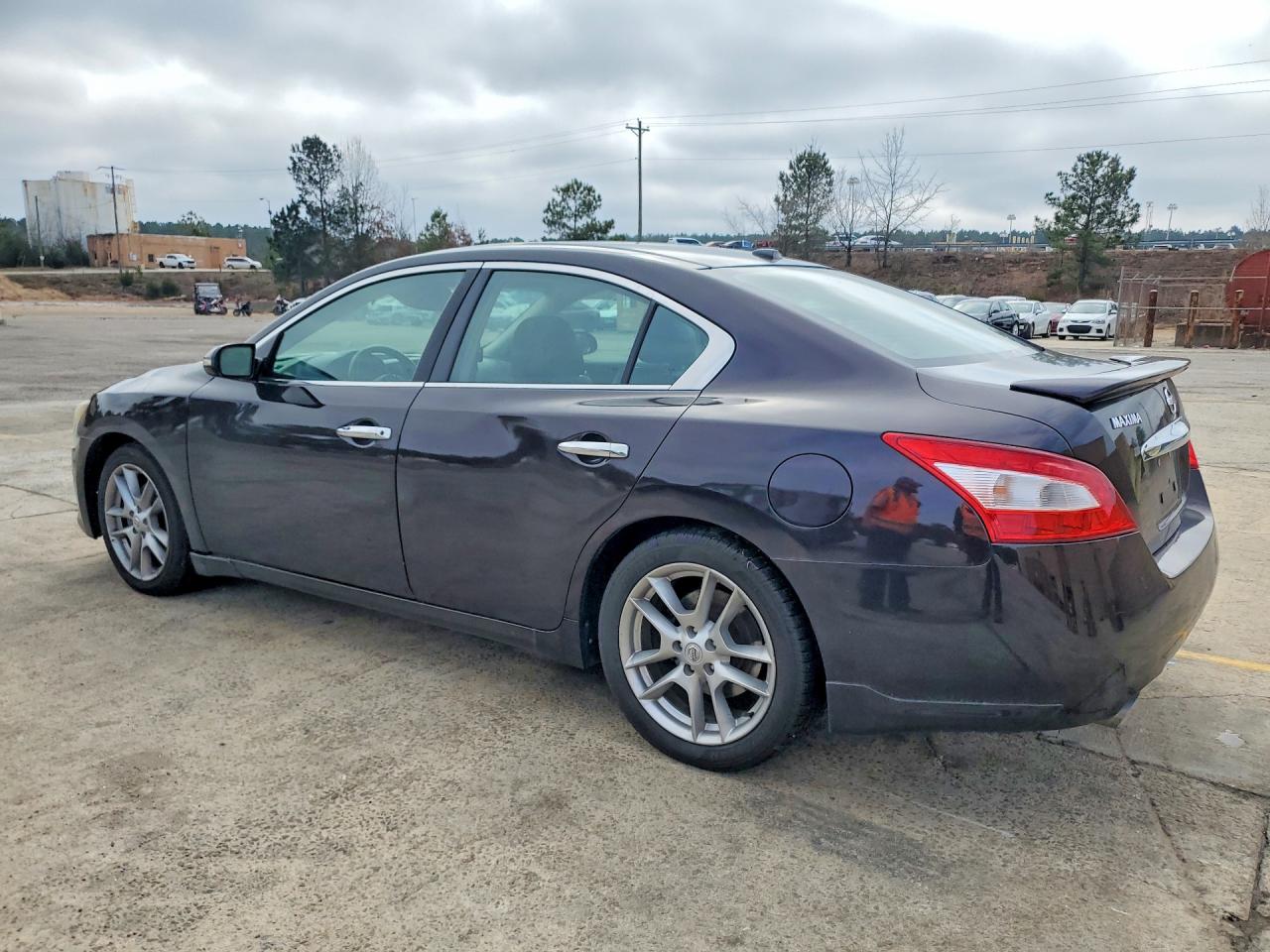 2010 NISSAN MAXIMA 3.5 S photo 3