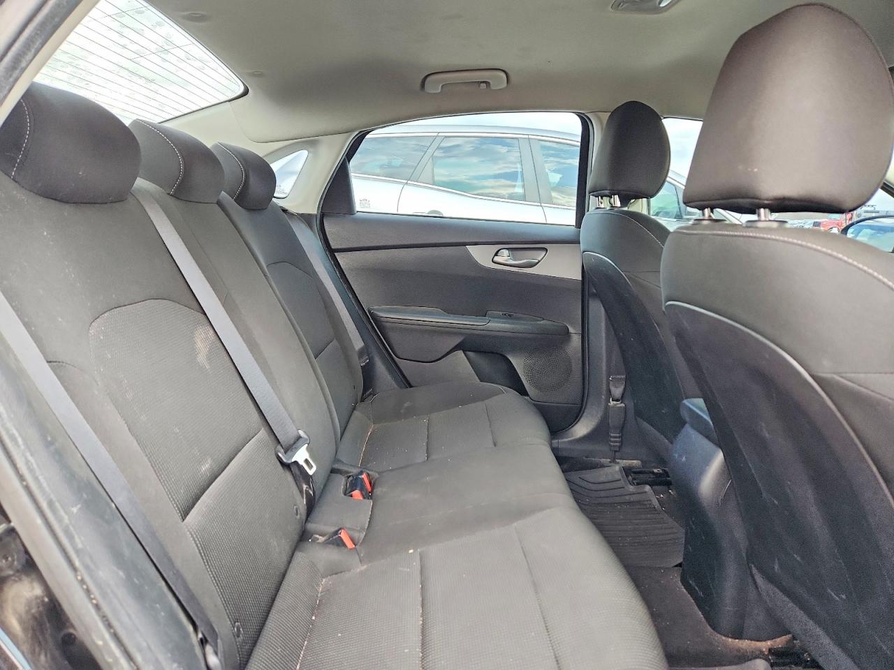 2021 KIA FORTE LXS photo 28