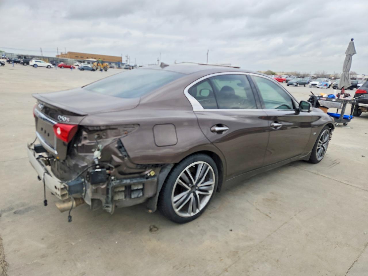 2015 INFINITI Q50 BASE photo 3