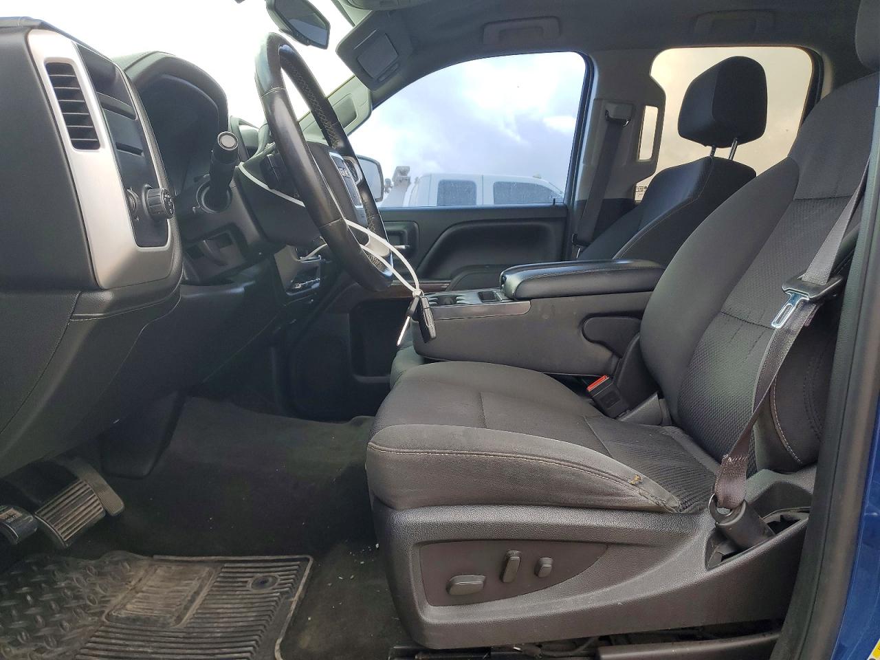 2015 GMC SIERRA C1500 SLE photo 13