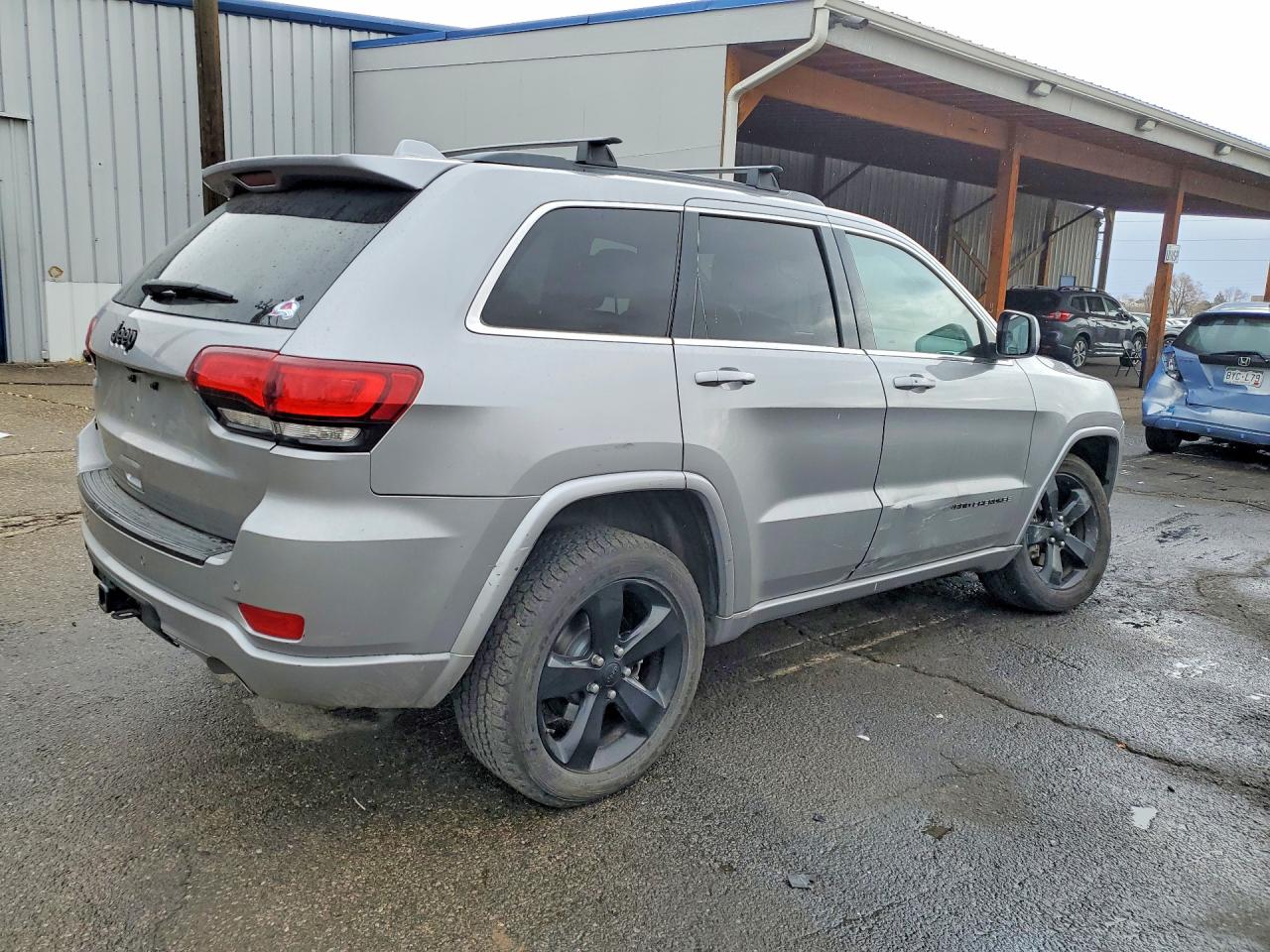 2015 JEEP GRAND CHEROKEE LAREDO photo 3