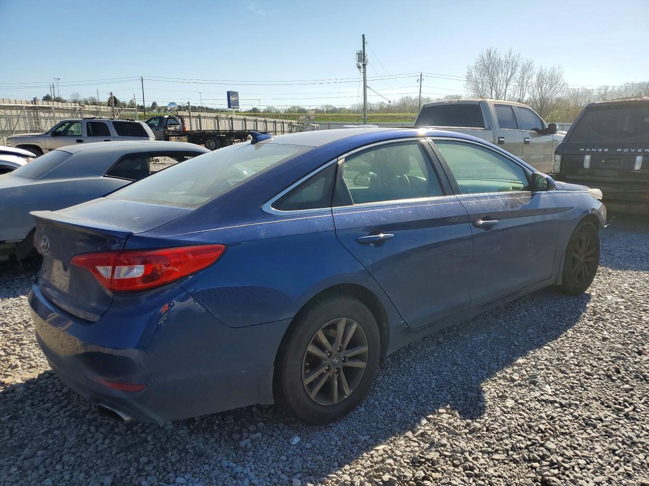 2015 HYUNDAI SONATA SE photo 5