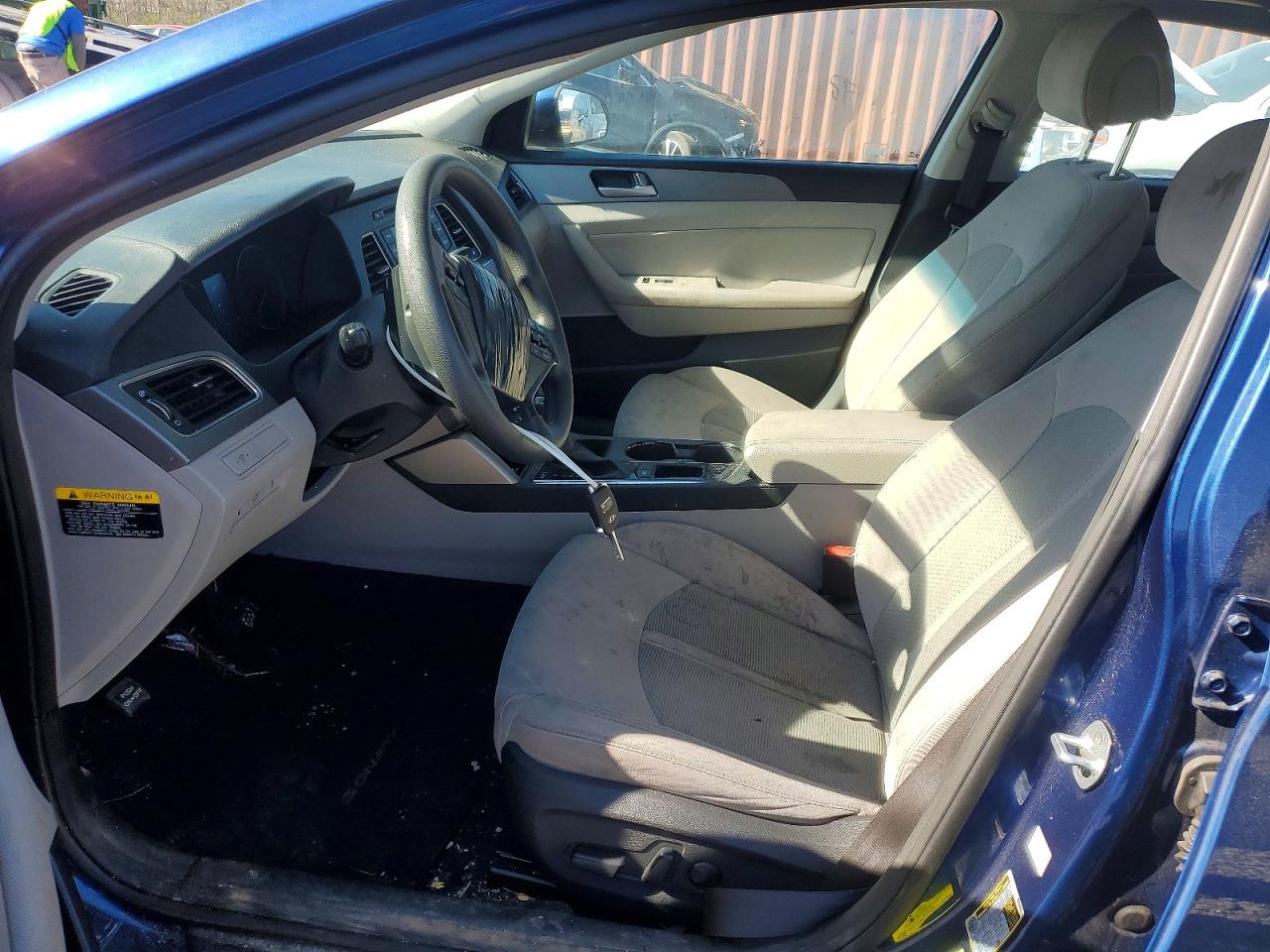 2015 HYUNDAI SONATA SE photo 13