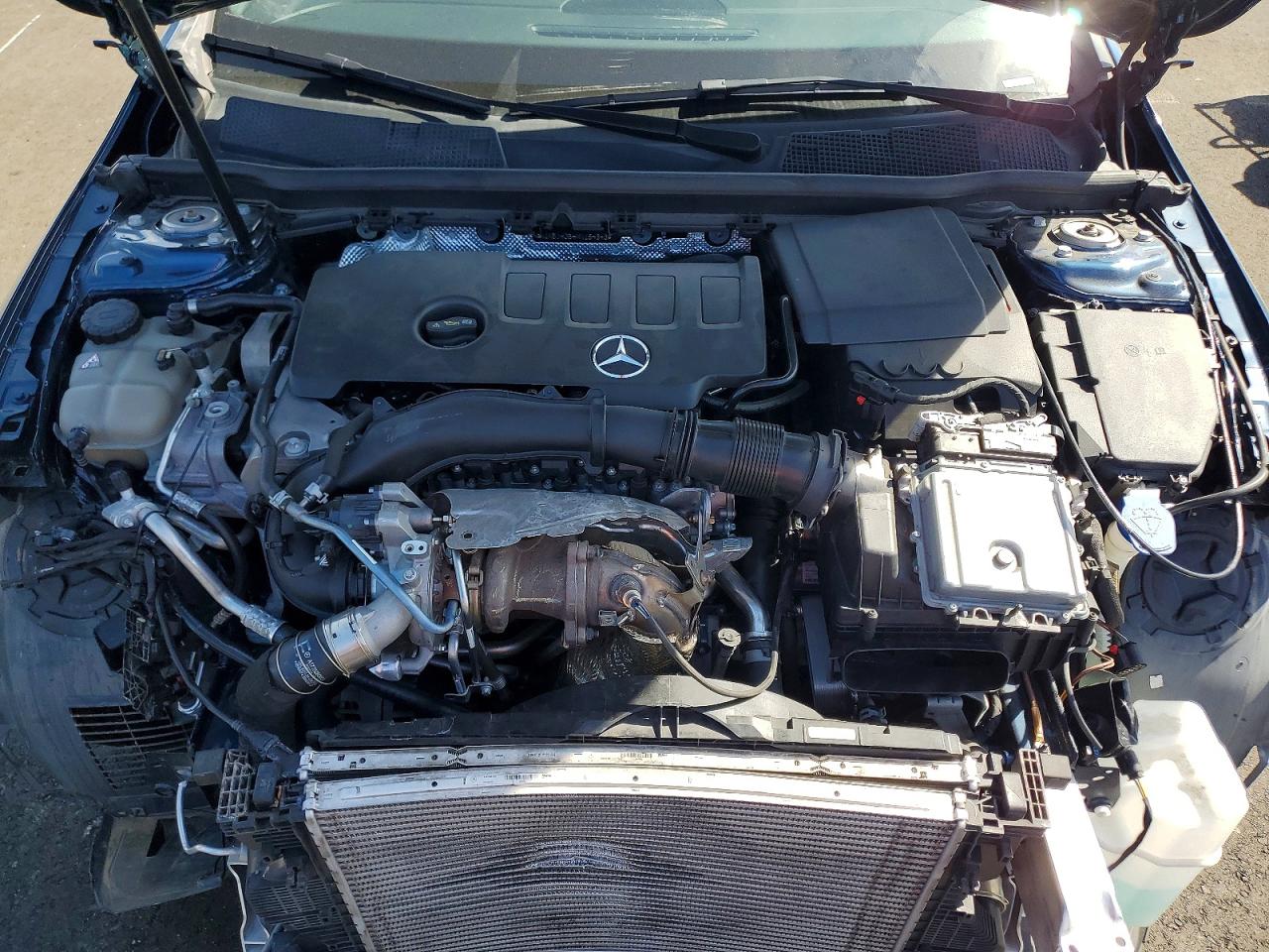 2021 MERCEDES-BENZ CLA 250 photo 21