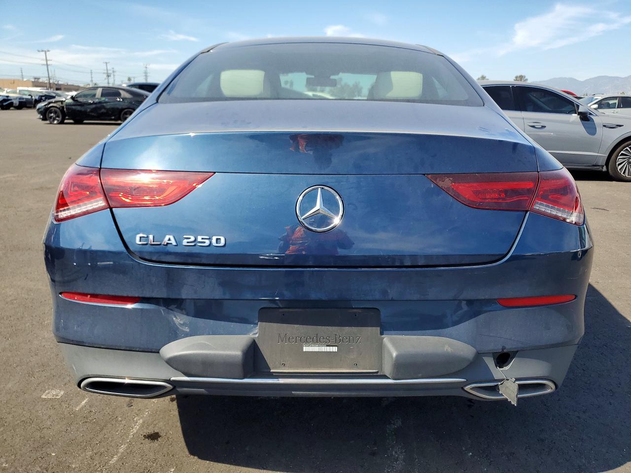 2021 MERCEDES-BENZ CLA 250 photo 11