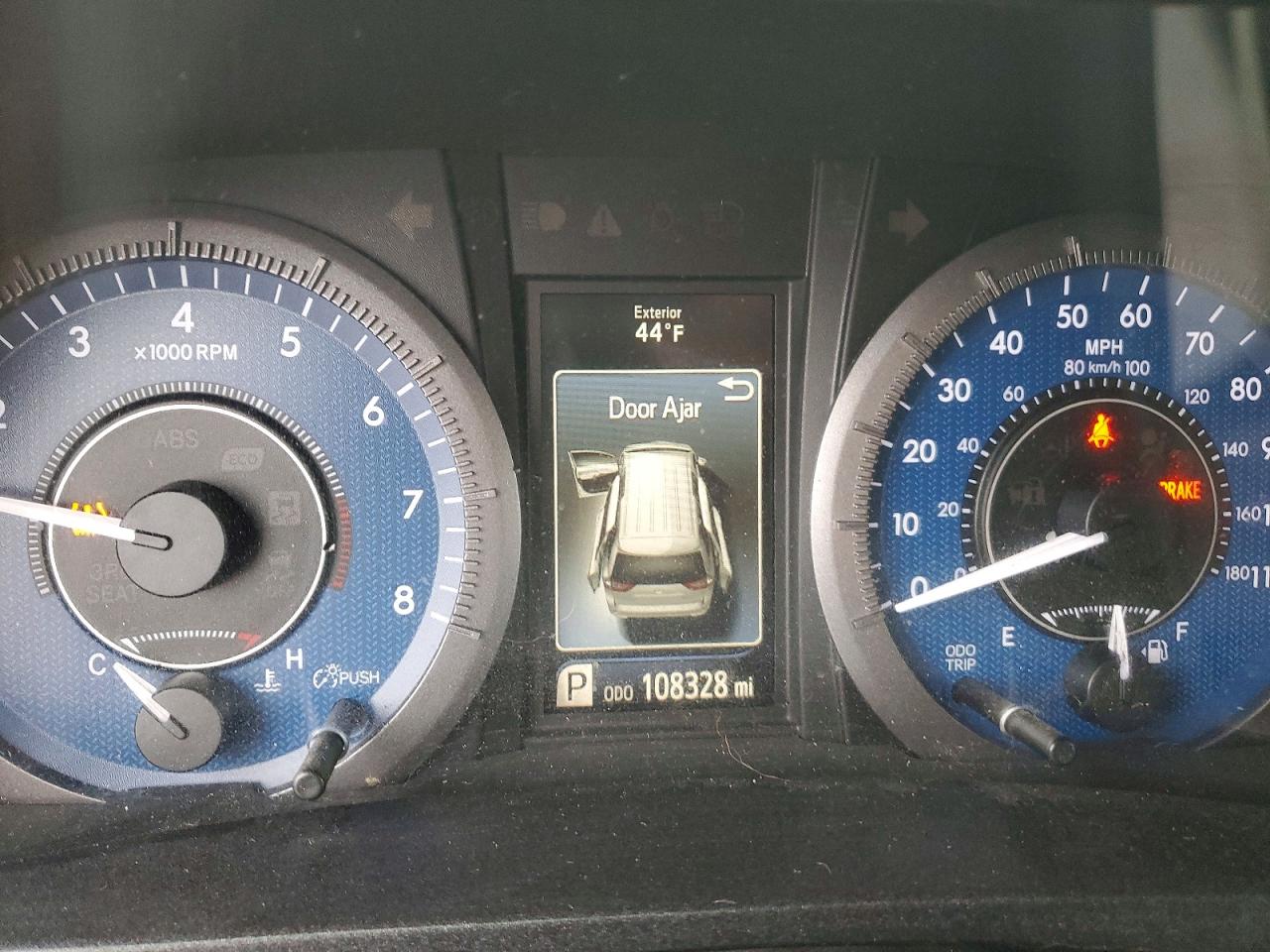 2020 TOYOTA SIENNA LE 8-PASSENGER photo 9