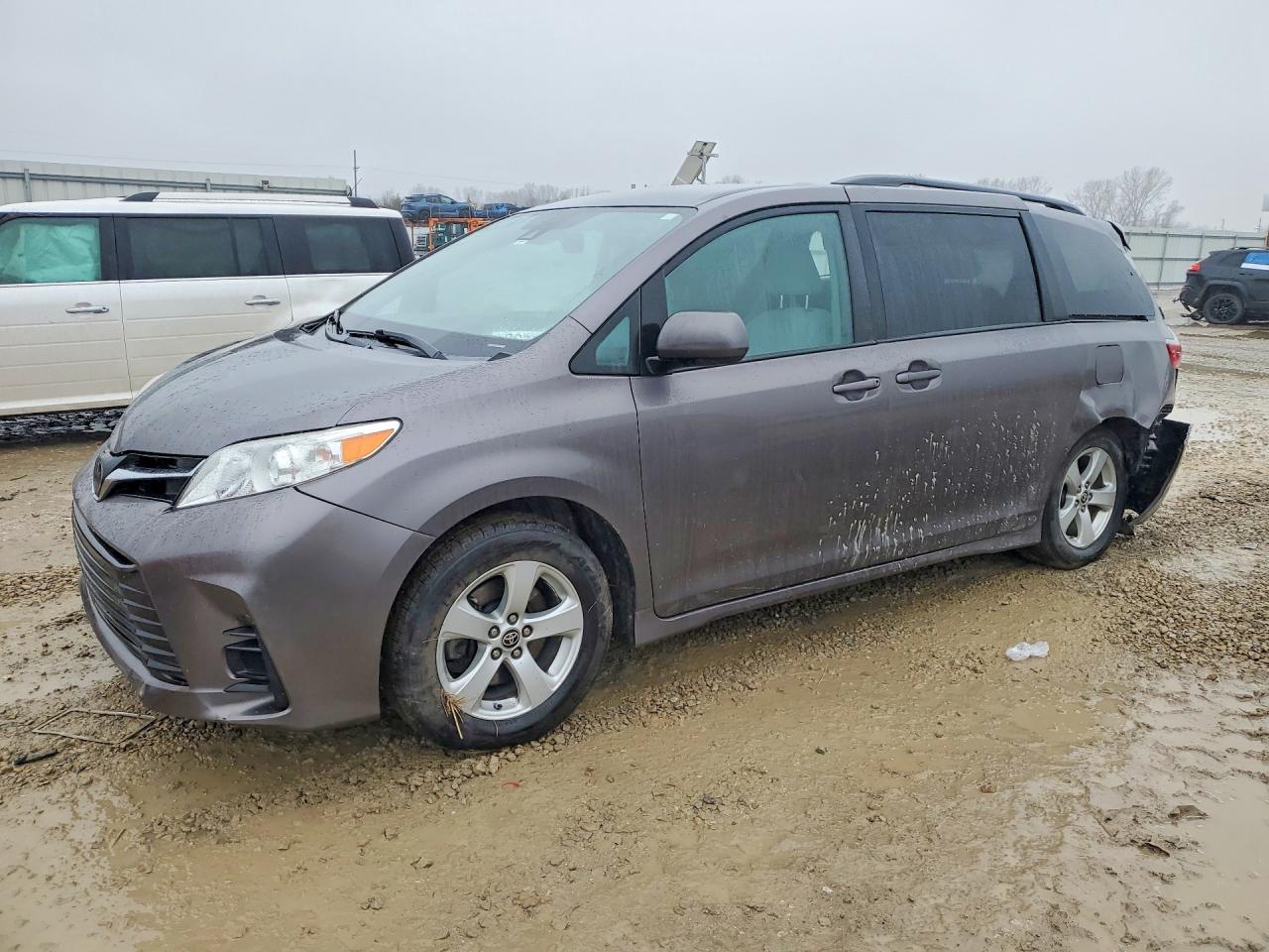 2020 TOYOTA SIENNA