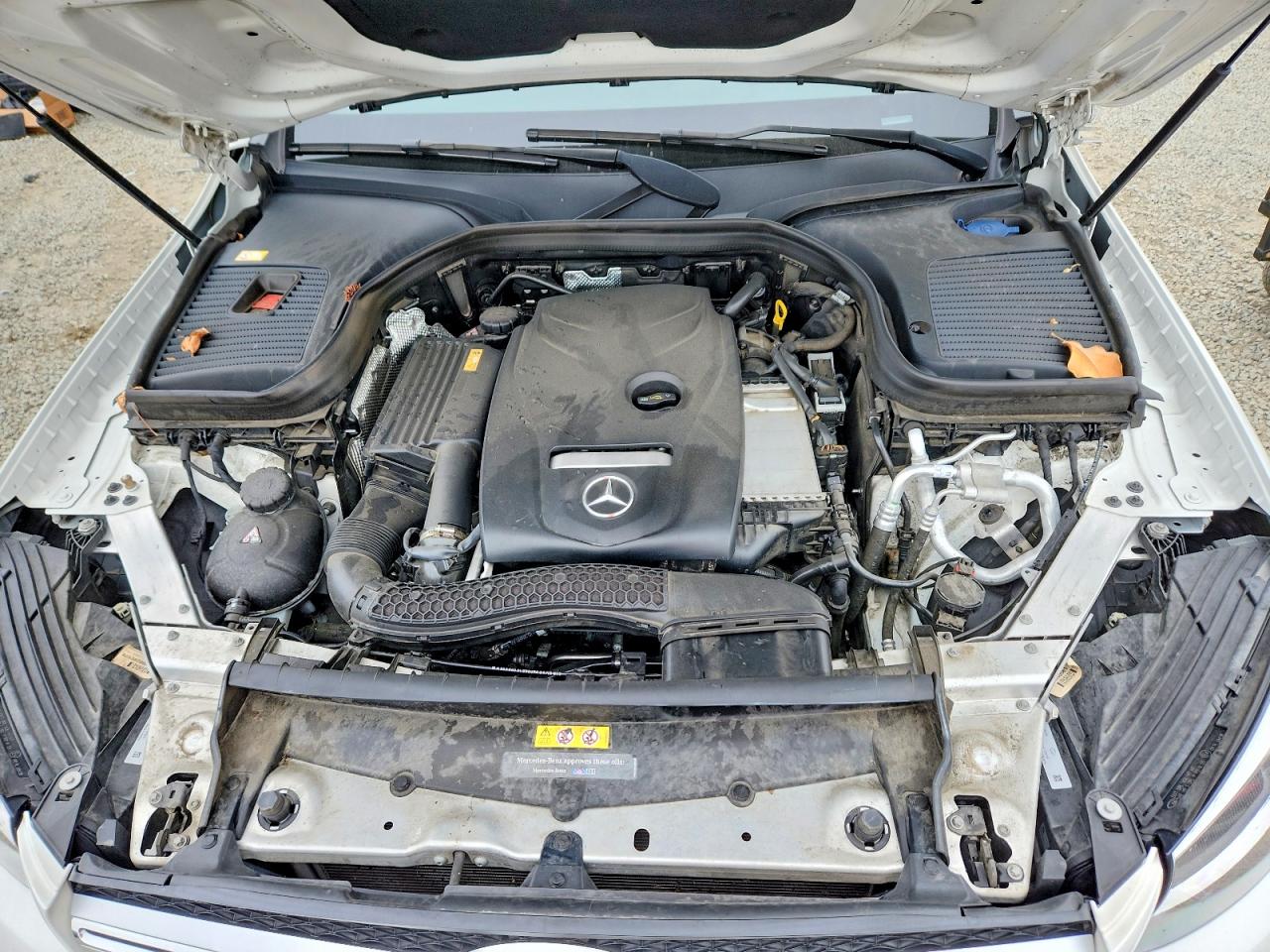 2016 MERCEDES-BENZ GLC 300 photo 12