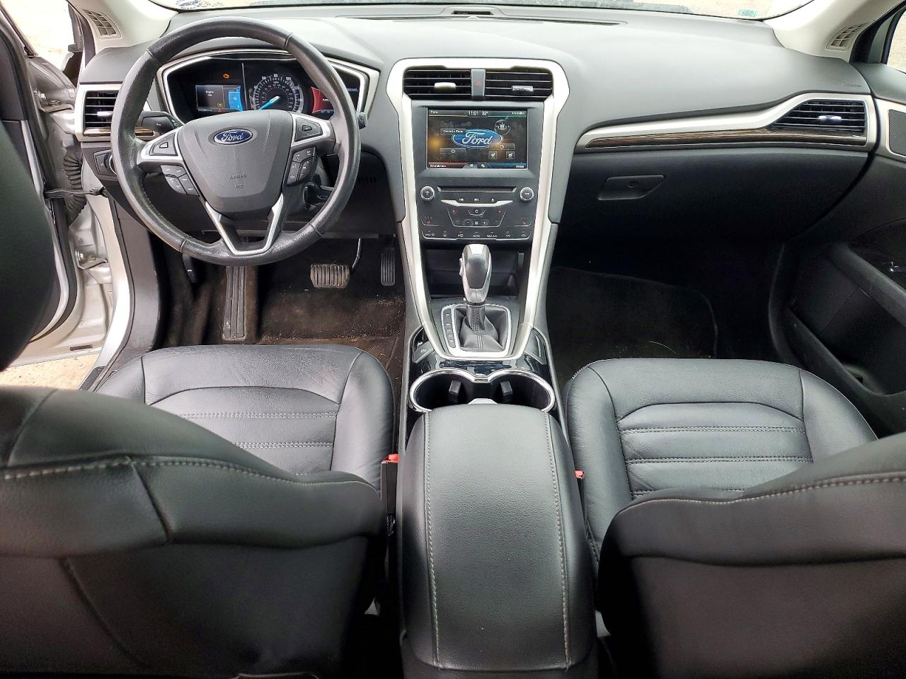 2014 FORD FUSION SE photo 15